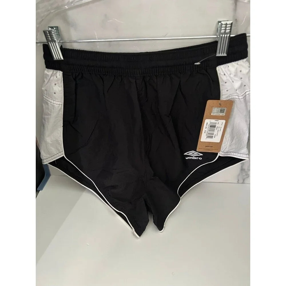 Néw Women’s umbro soccer shorts‎ sz xs​